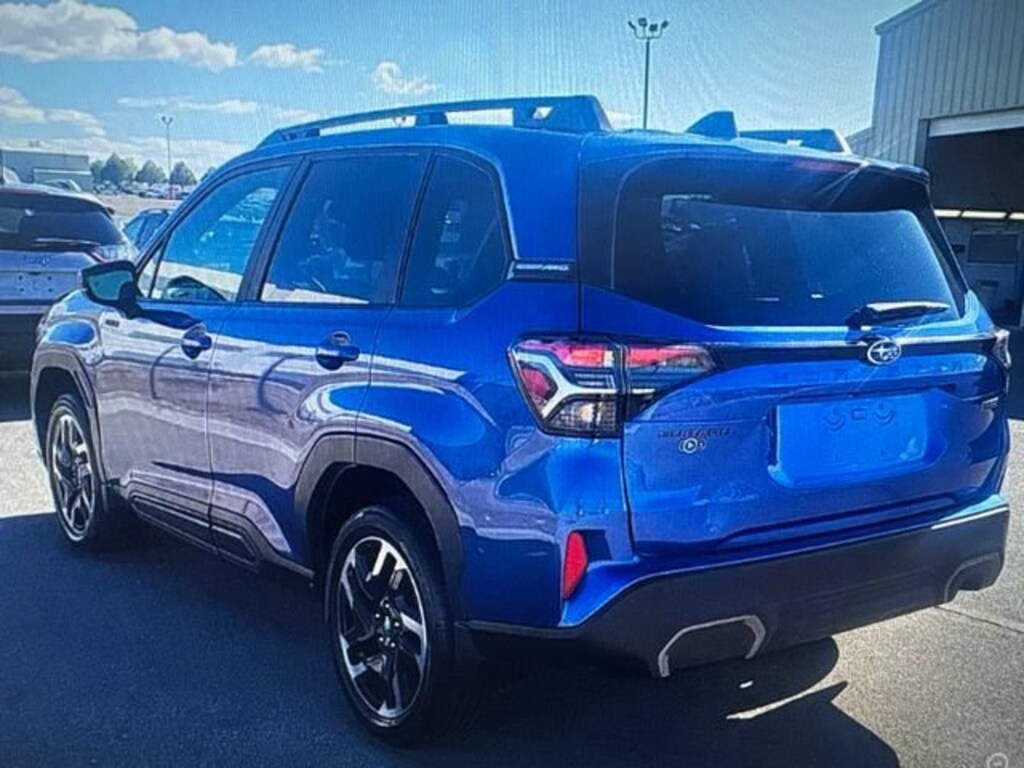 Used 2025 Subaru Forester Limited Hybrid SUV