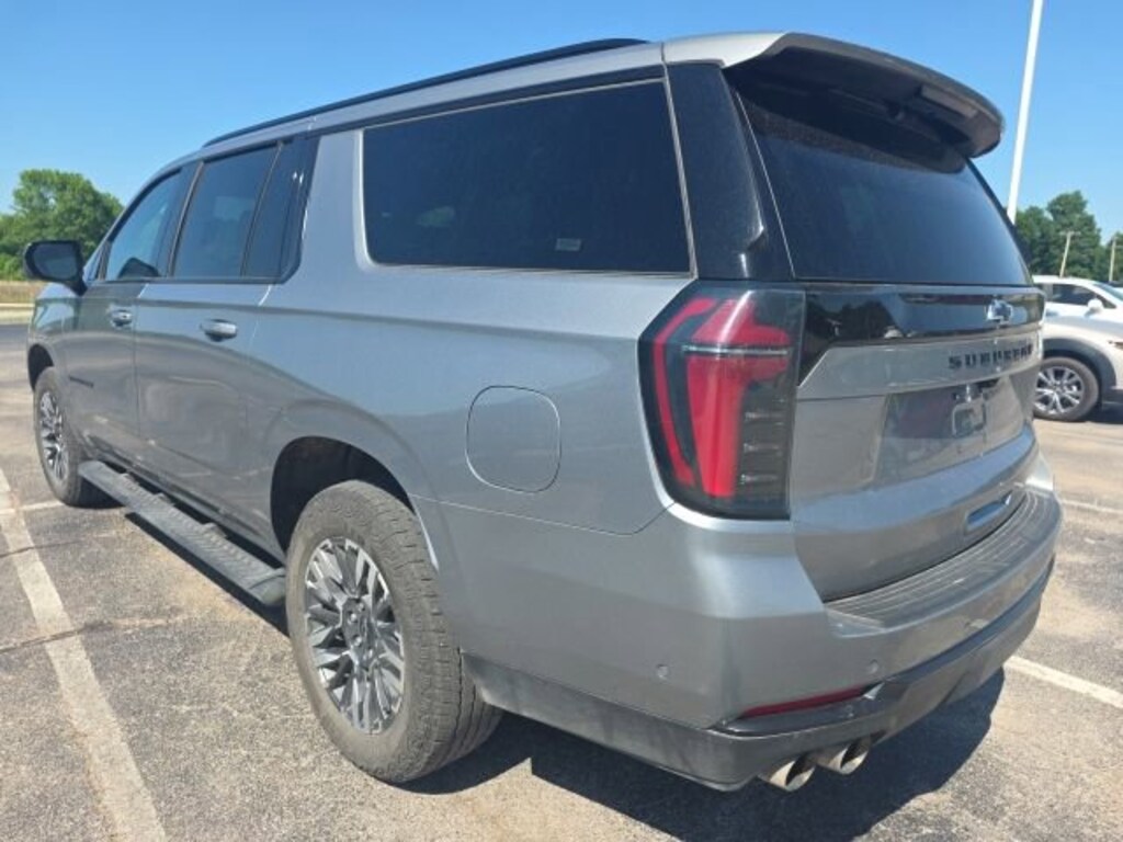 Used 2025 Chevrolet Suburban Z71 SUV