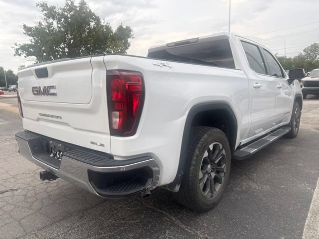 Used 2021 GMC Sierra 1500 SLE Truck Crew Cab