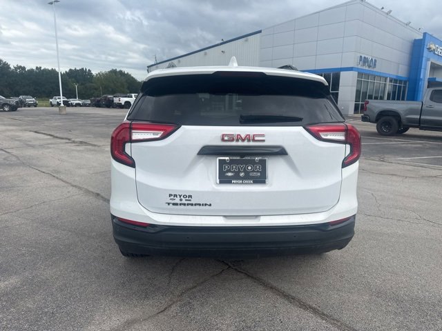 2023 Gmc Terrain SLE photo 4