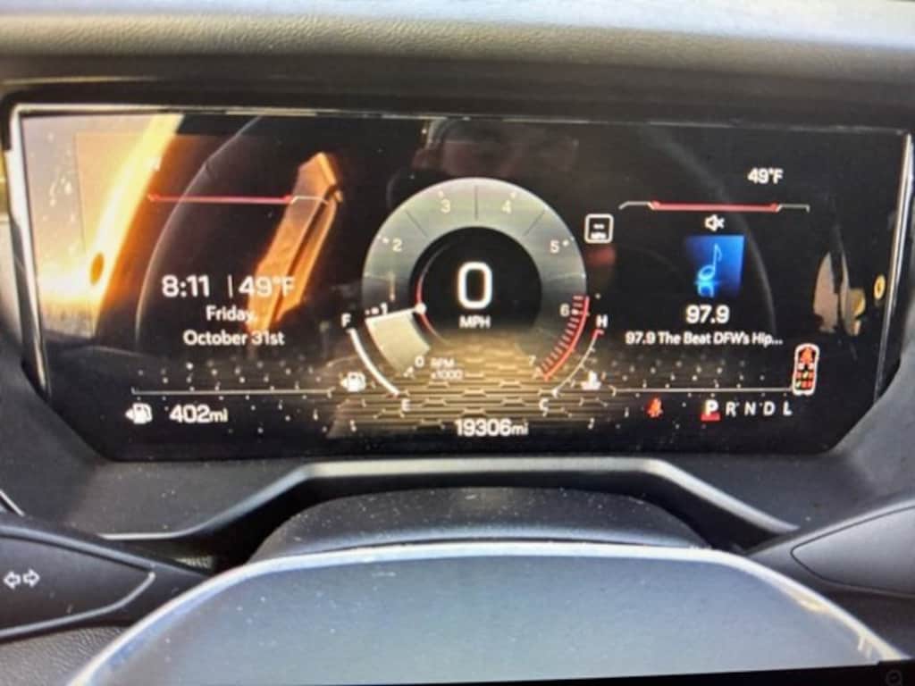 Used 2025 GMC Acadia Elevation SUV