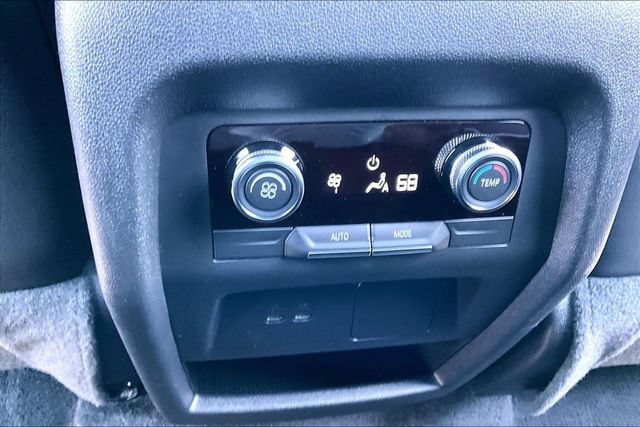 2026 Buick Enclave Preferred - Photo 10