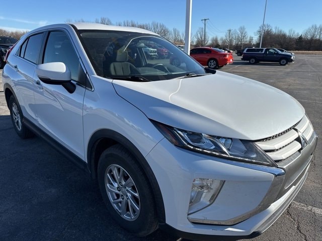 2018 Mitsubishi Eclipse Cross ES's photo