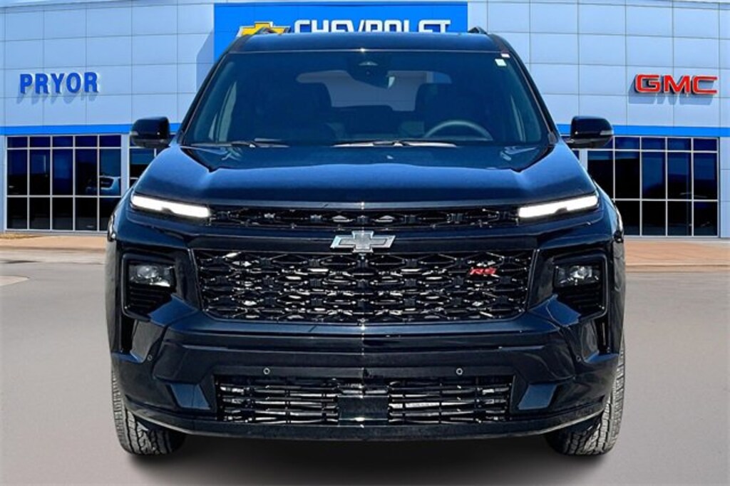 Used 2025 Chevrolet Traverse RS SUV