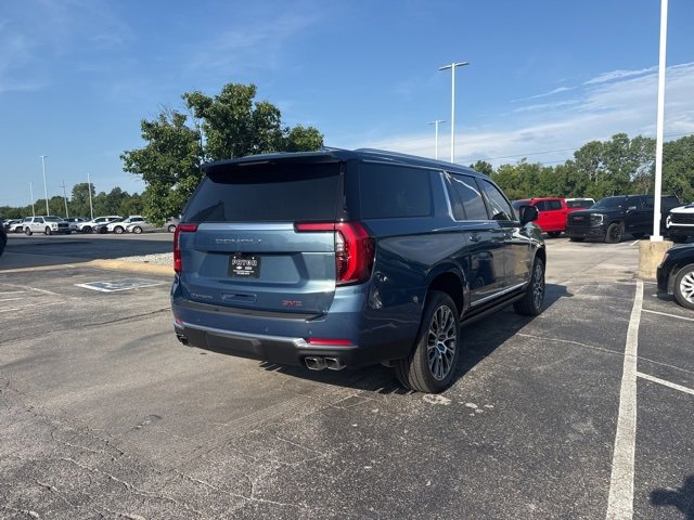 2025 Gmc Yukon XL Denali photo 4