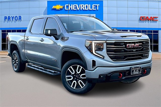 2023 GMC Sierra 1500 AT4's photo