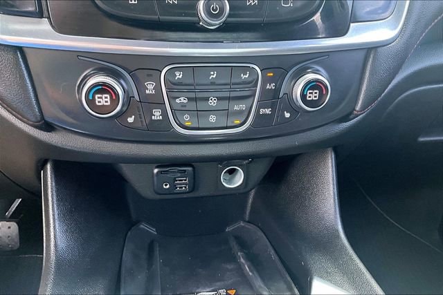 2023 Chevrolet Traverse 3LT - Photo 16