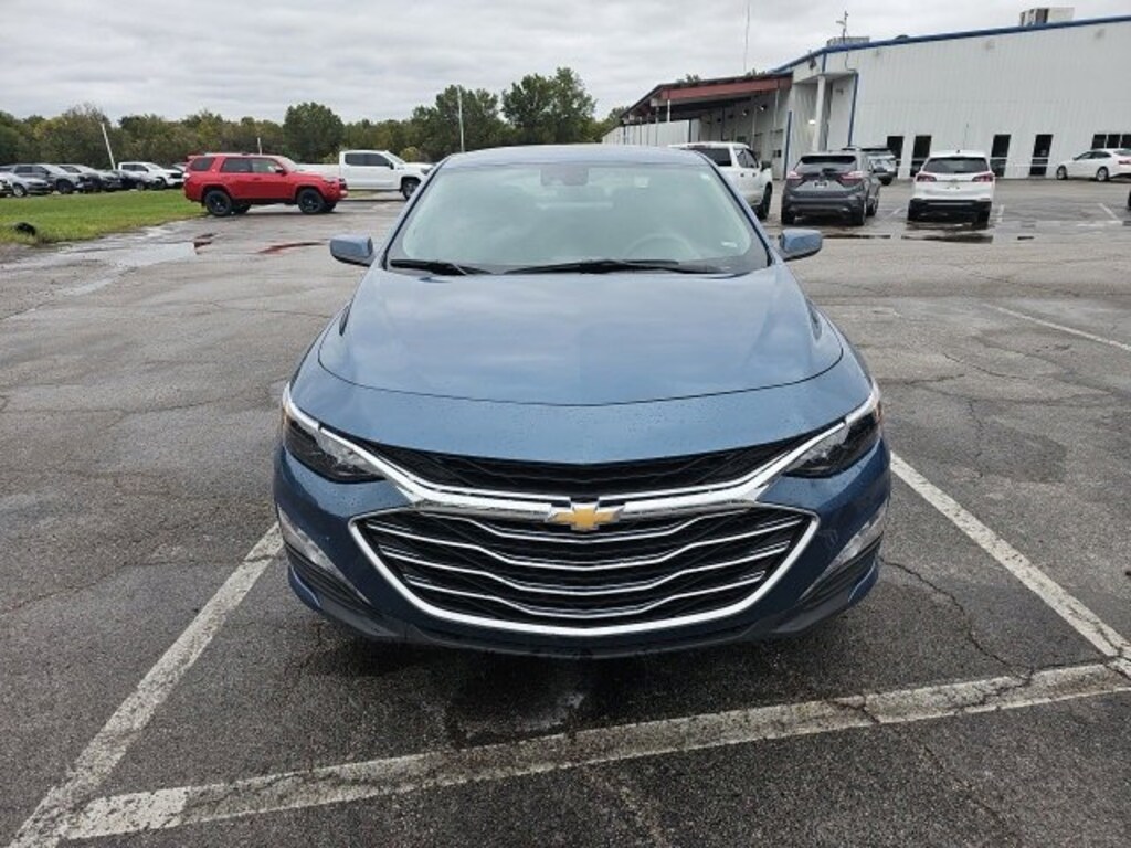 Used 2025 Chevrolet Malibu 1LT Sedan
