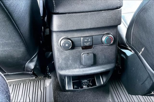 2019 Ford Explorer XLT - Photo 10