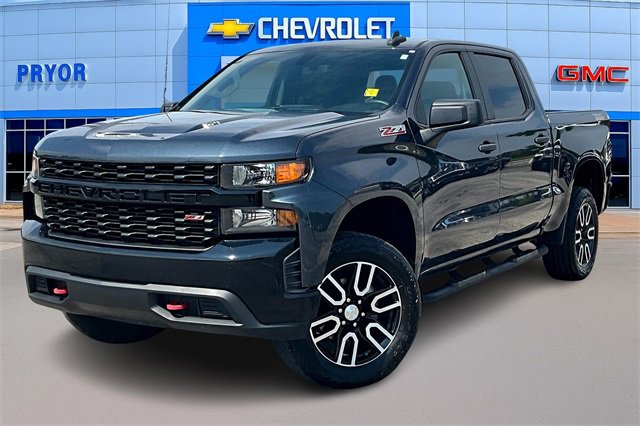 2022 Chevrolet Silverado 1500 Custom Trail Boss photo 3