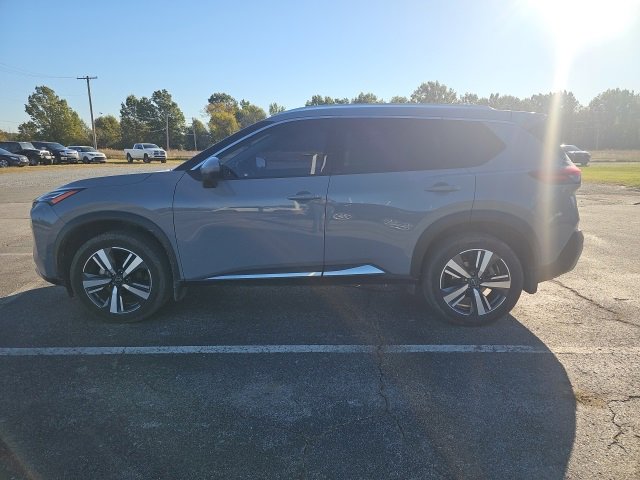 2023 Nissan Rogue Platinum photo 4