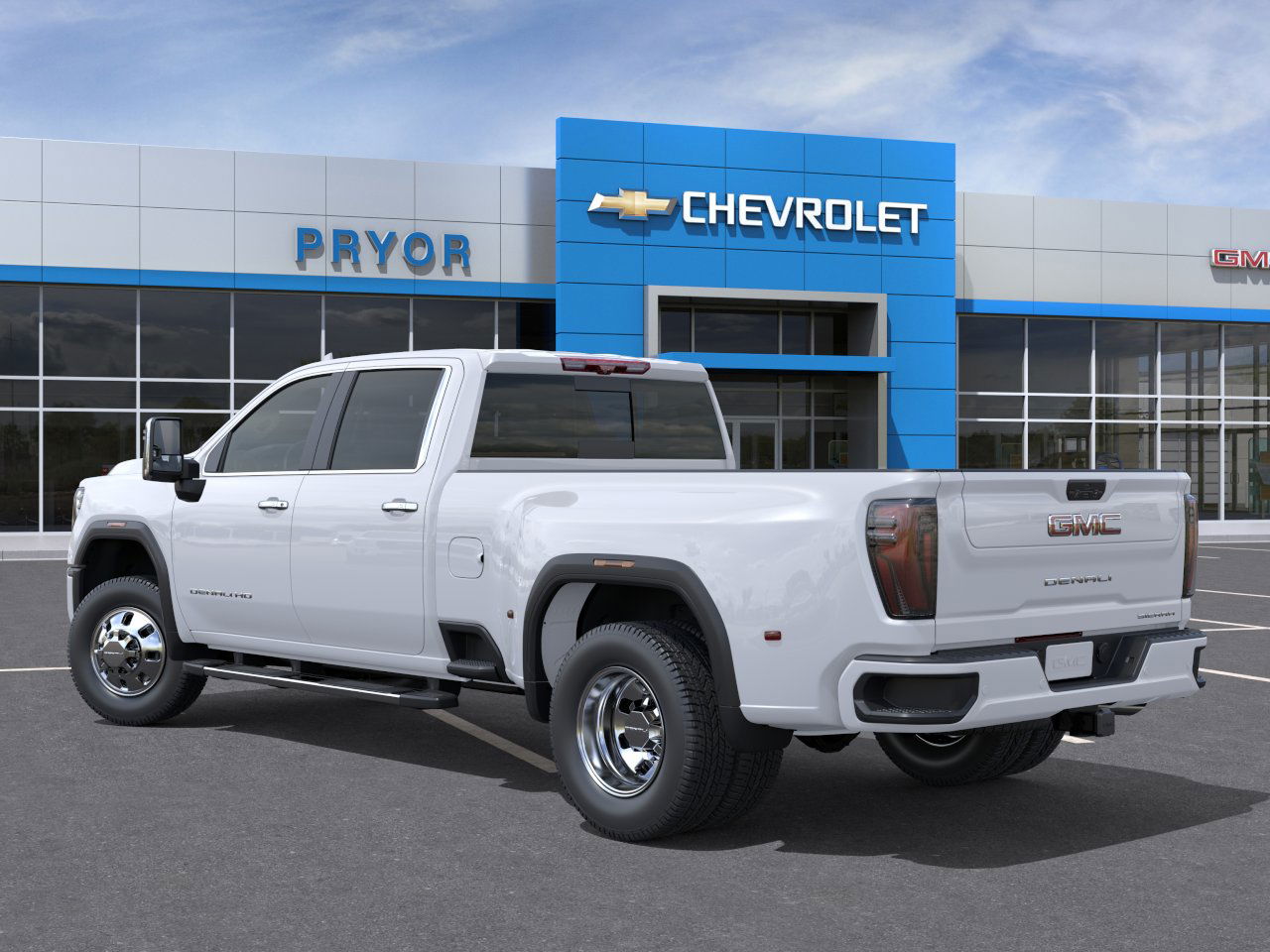 2026 Gmc Sierra 3500 HD Denali photo 3