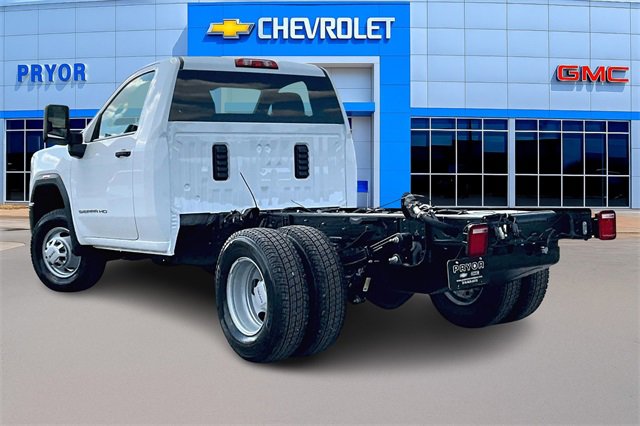 2026 Gmc Sierra 3500 HD Pro photo 3