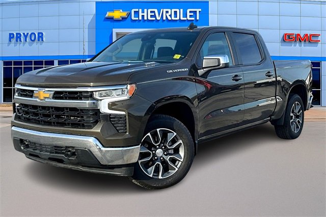 2023 Chevrolet Silverado 1500 LT photo 3