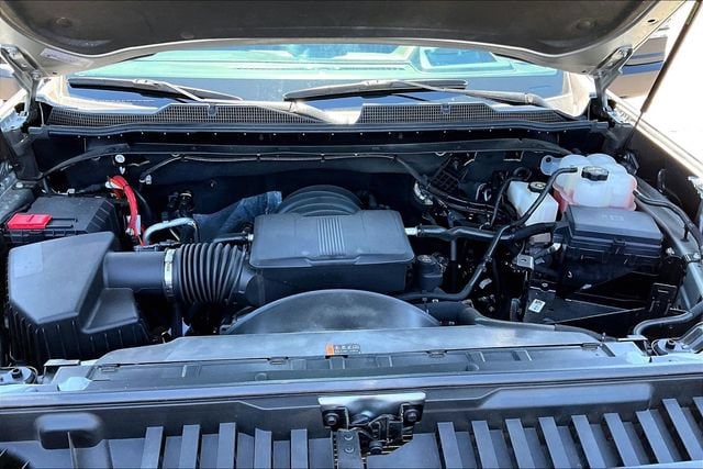 2025 Chevrolet Silverado 2500HD ZR2 - Photo 31