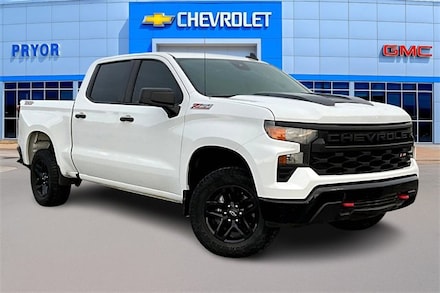 2024 Chevrolet Silverado 1500 Custom Trail Boss Truck Crew Cab