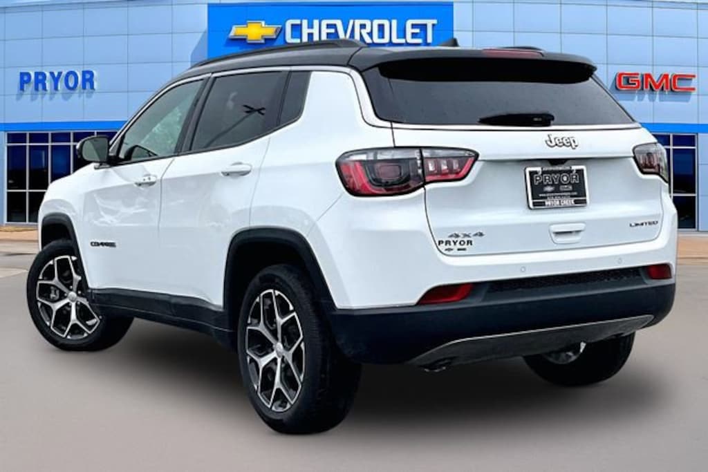 Used 2024 Jeep Compass Limited SUV