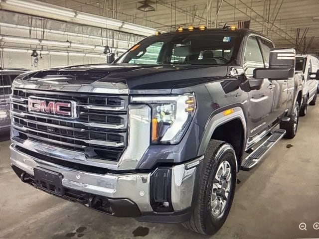 2024 GMC Sierra 2500HD SLT's photo