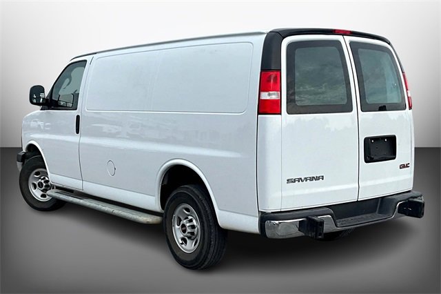 2024 Gmc Savana Cargo 2500 photo 4