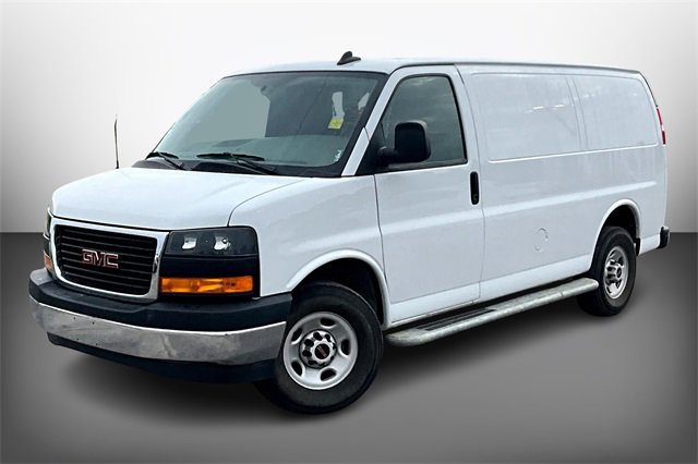 2024 Gmc Savana Cargo 2500 photo 3
