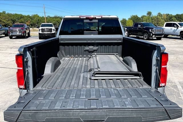 2025 Chevrolet Silverado 2500HD ZR2 - Photo 7