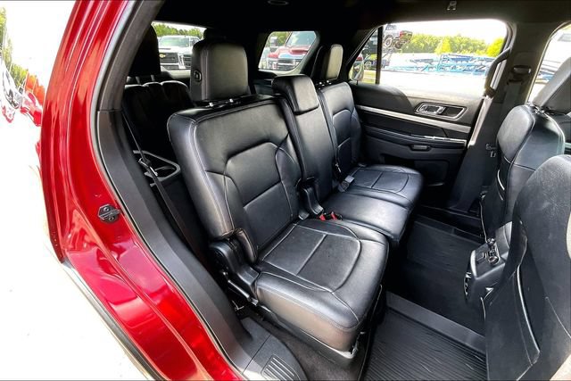 2019 Ford Explorer XLT - Photo 25