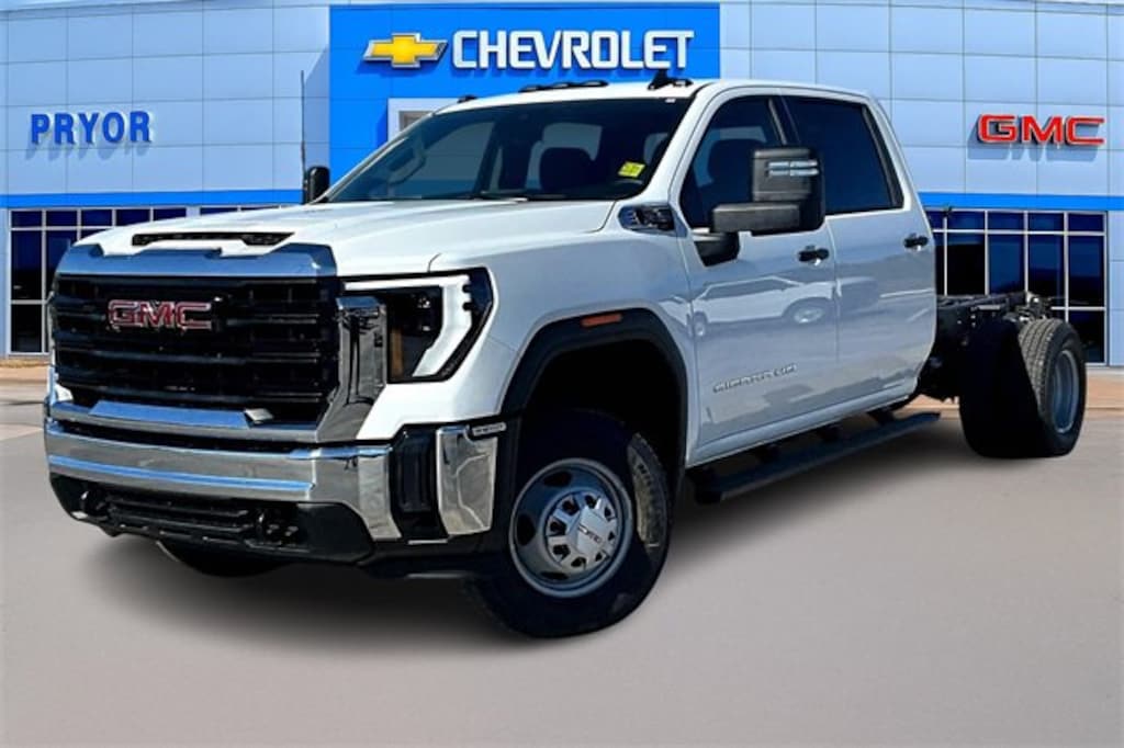 New 2026 GMC Sierra 3500 HD Chassis Cab Pro Truck