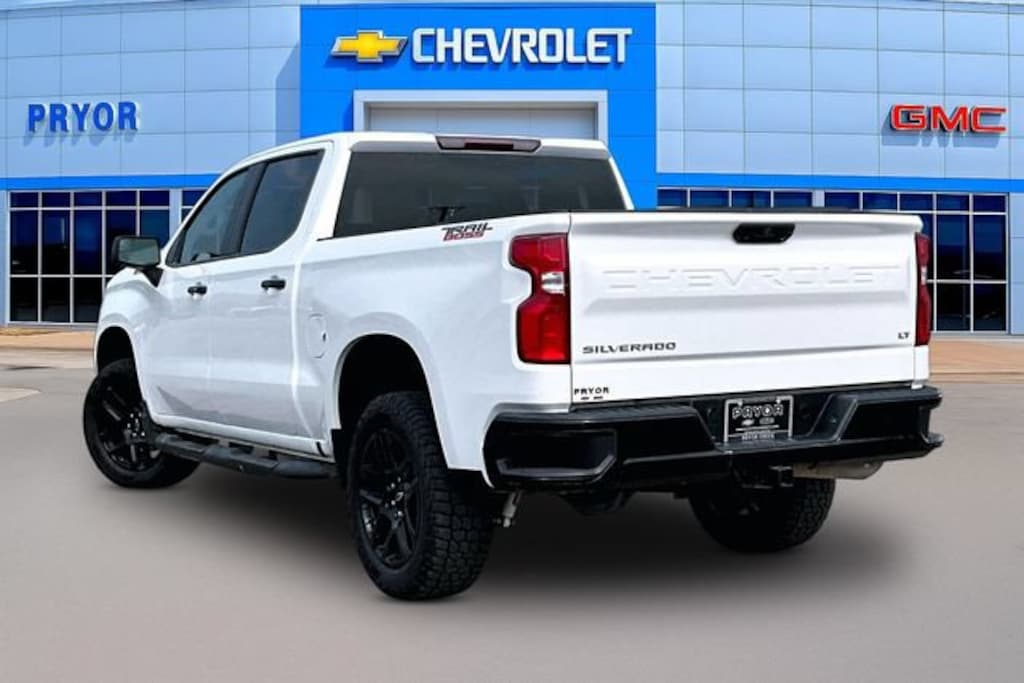 Used 2025 Chevrolet Silverado 1500 LT Trail Boss Truck Crew Cab