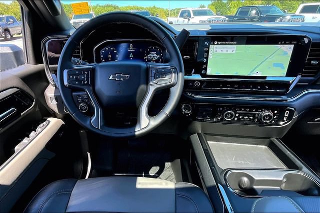 2025 Chevrolet Silverado 2500HD ZR2 - Photo 9