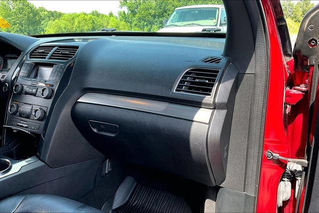 2019 Ford Explorer XLT - Photo 27