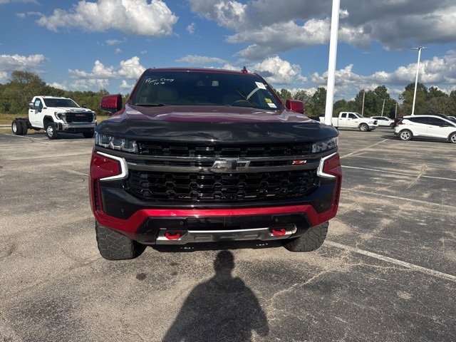 2022 Chevrolet Suburban Z71 photo 2