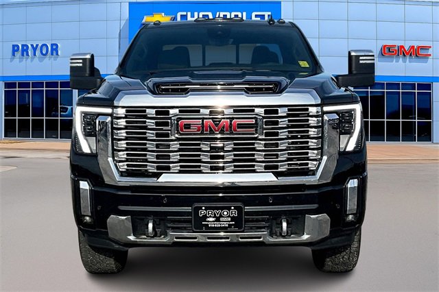 2025 Gmc Sierra 2500 HD Denali photo 2