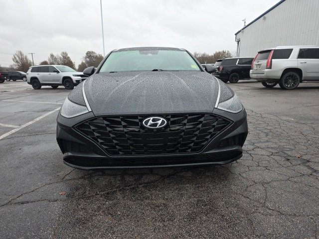 2021 Hyundai Sonata Limited photo 2