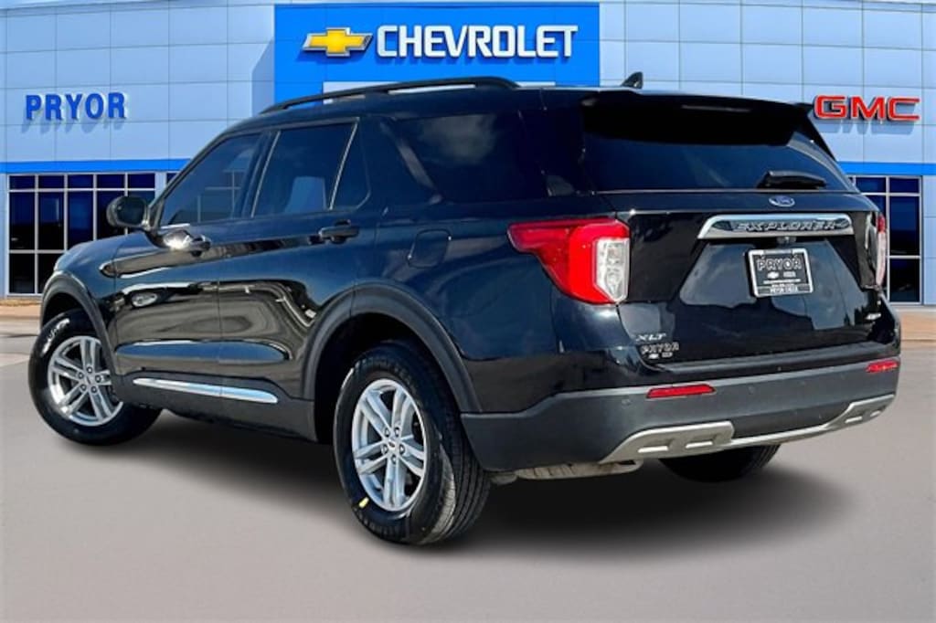 Used 2022 Ford Explorer XLT SUV