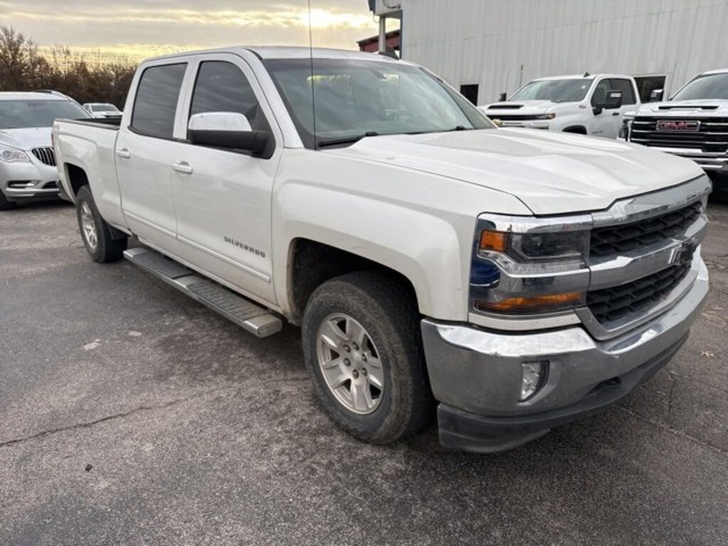 Used 2018 Chevrolet Silverado 1500 LT Truck Crew Cab