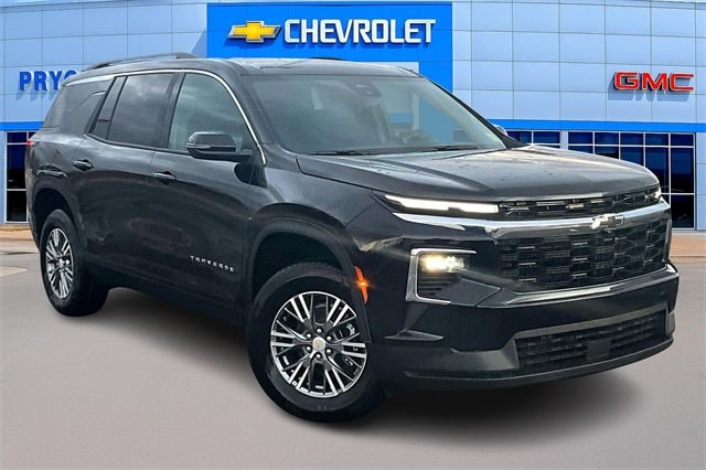 2026 Chevrolet Traverse LT's photo