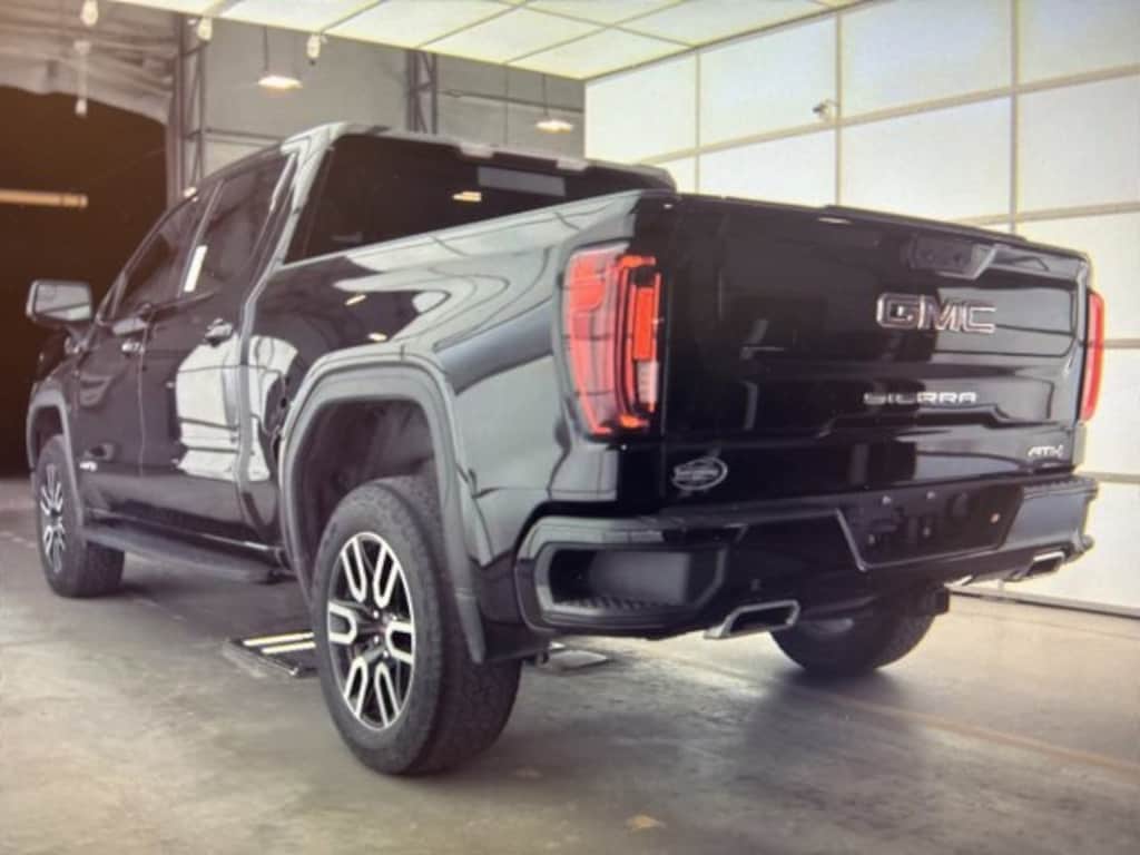 Used 2022 GMC Sierra 1500 AT4 Truck Crew Cab