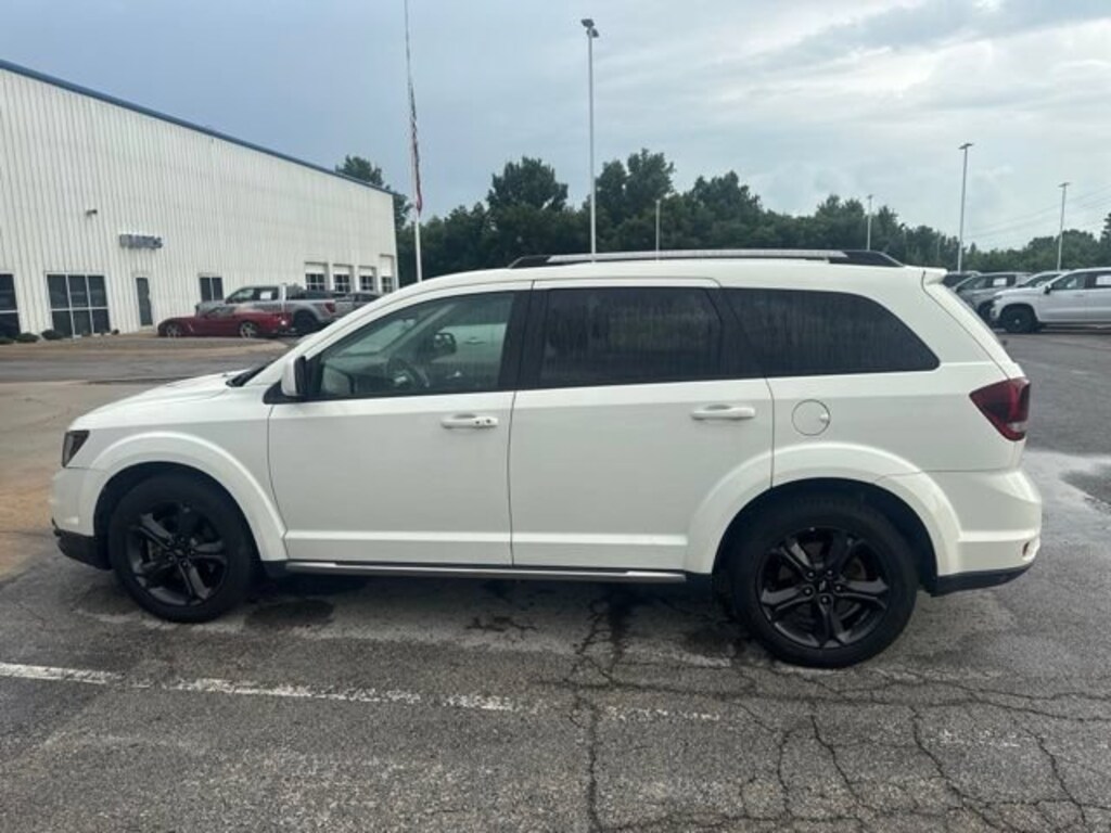 Used 2018 Dodge Journey Crossroad SUV