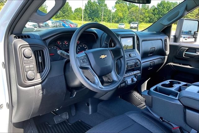 2026 Chevrolet Silverado 2500 HD Custom - Photo 6