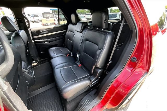 2019 Ford Explorer XLT - Photo 22