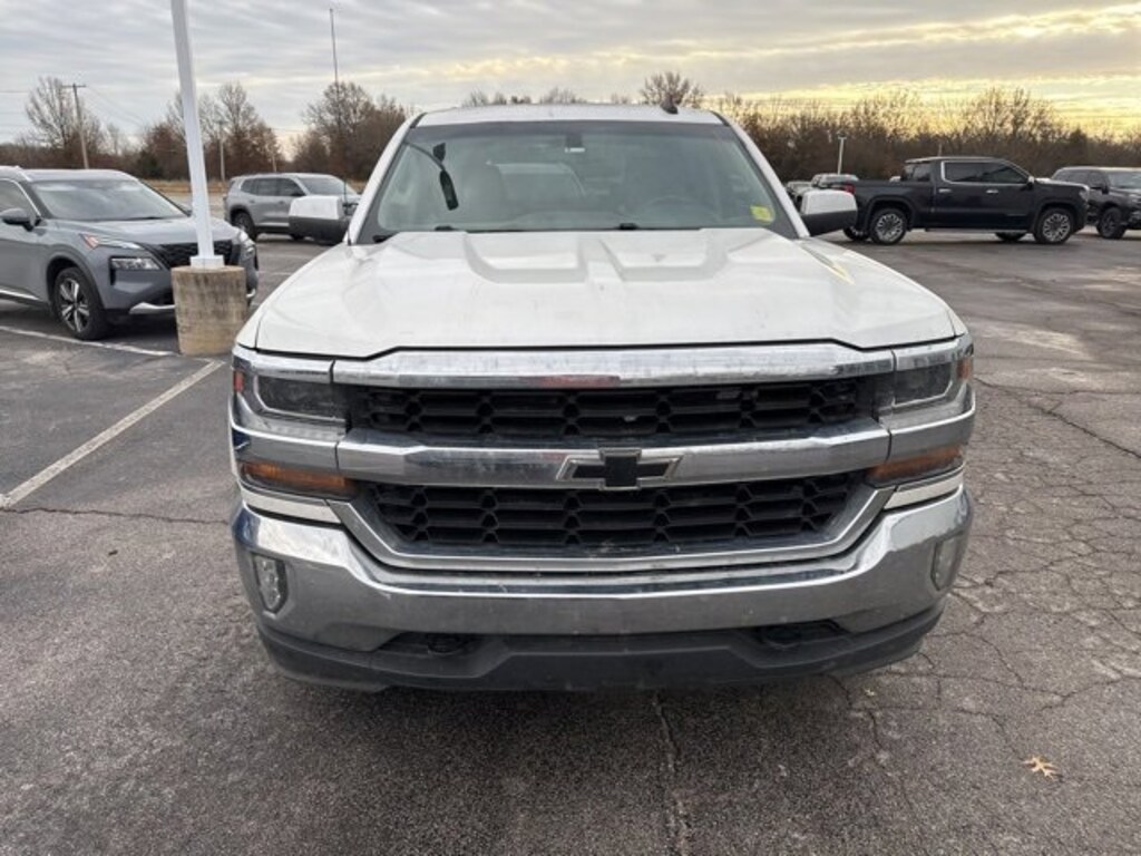 Used 2018 Chevrolet Silverado 1500 LT Truck Crew Cab