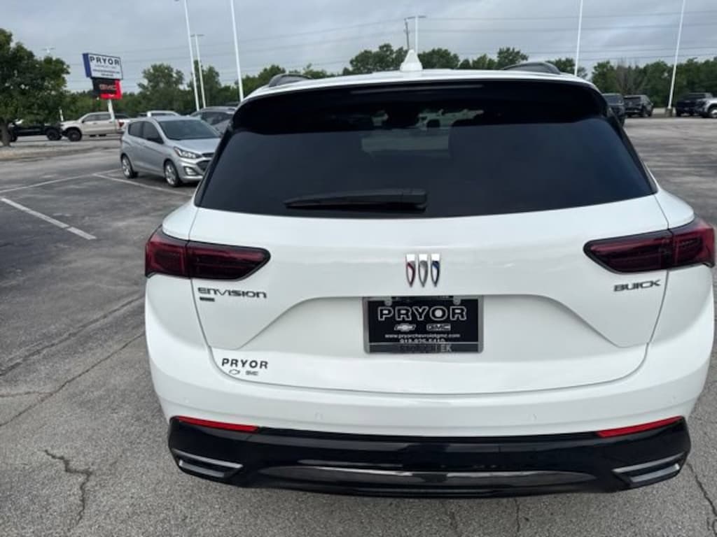 Used 2025 Buick Envision Sport Touring SUV