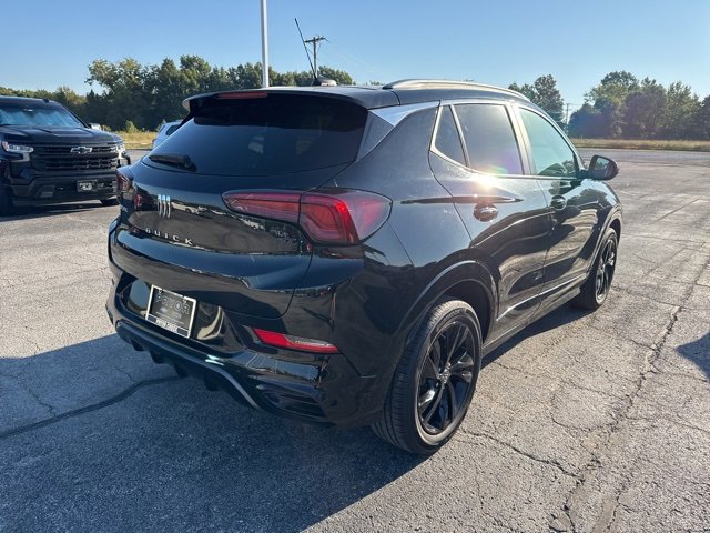 2024 Buick Encore GX Sport Touring photo 2