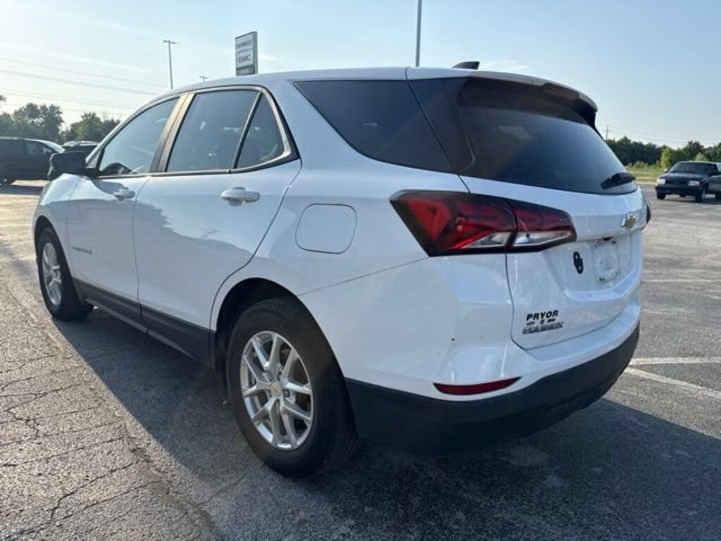Used 2024 Chevrolet Equinox LS SUV