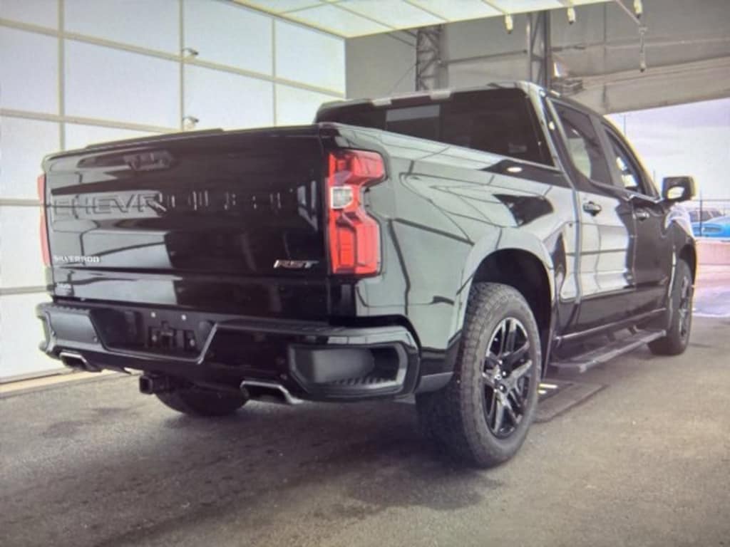 Used 2023 Chevrolet Silverado 1500 RST Truck Crew Cab
