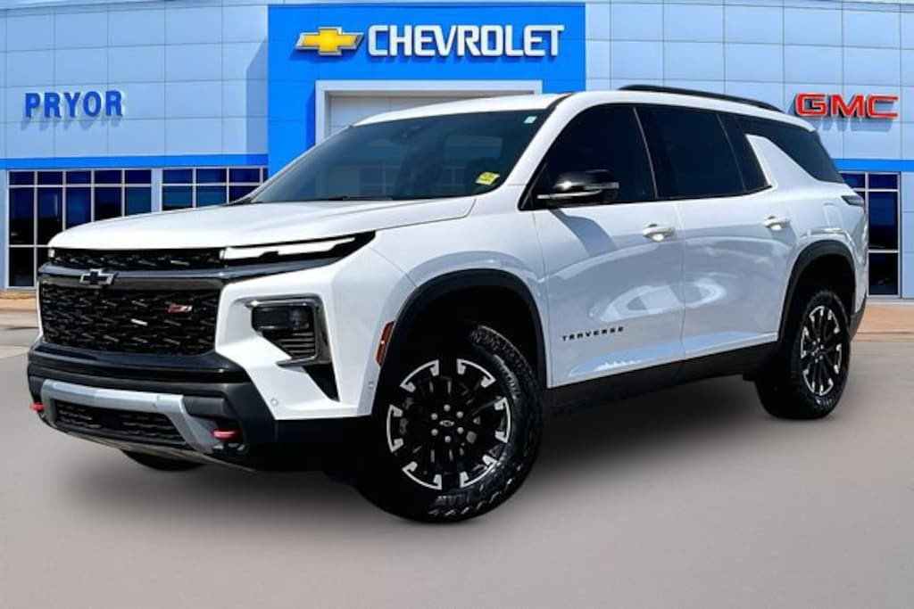 Used 2024 Chevrolet Traverse Z71 SUV