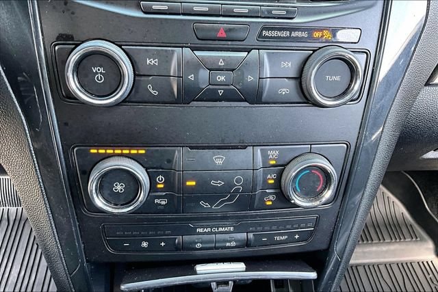 2019 Ford Explorer XLT - Photo 15