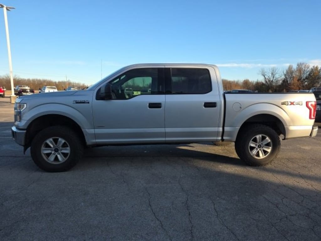 Used 2017 Ford F-150 XL Truck SuperCrew Cab