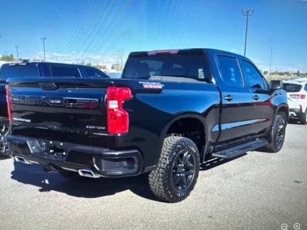 Used 2024 Chevrolet Silverado 1500 Custom Trail Boss Truck Crew Cab