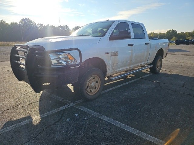 2017 Ram 2500 Tradesman photo 3